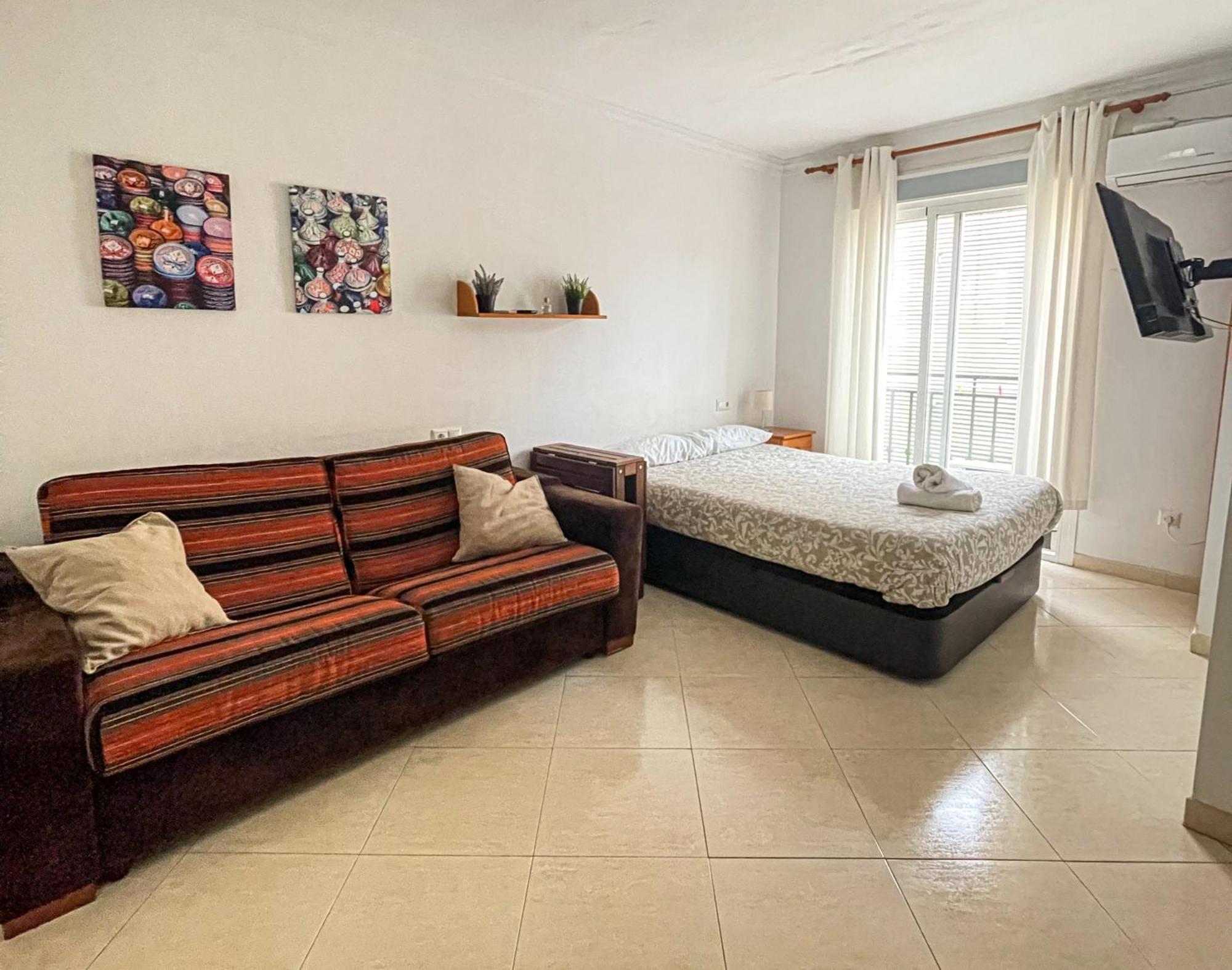 Couples Nest In Malaga! Apartment *